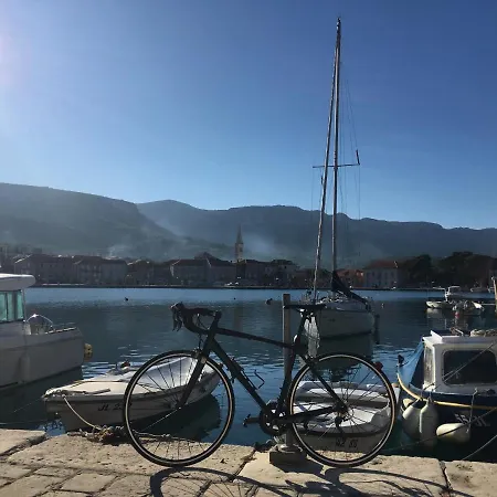 In House - S1 - Double With Private Ensuite Bathroom In Jelsa On Hvar Jelsa (Hvar)